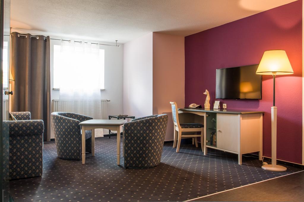 Landhotel Gutshof Hartenstein (Saxony) Quarto foto